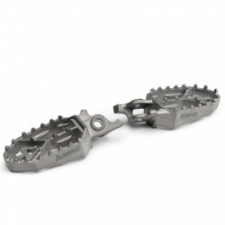 F-Y7T2 : Akrapovic Adventure Footpeg Yamaha Tenere 700 TNR